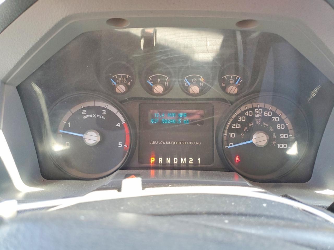 2015 Ford F250 Super Duty White vin: 1FT7W2AT4FEA70453