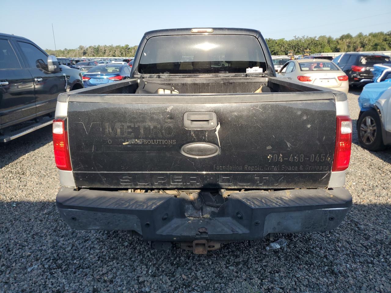 2011 Ford F250 Super Duty Двухцветный vin: 1FT7W2AT7BEC35065