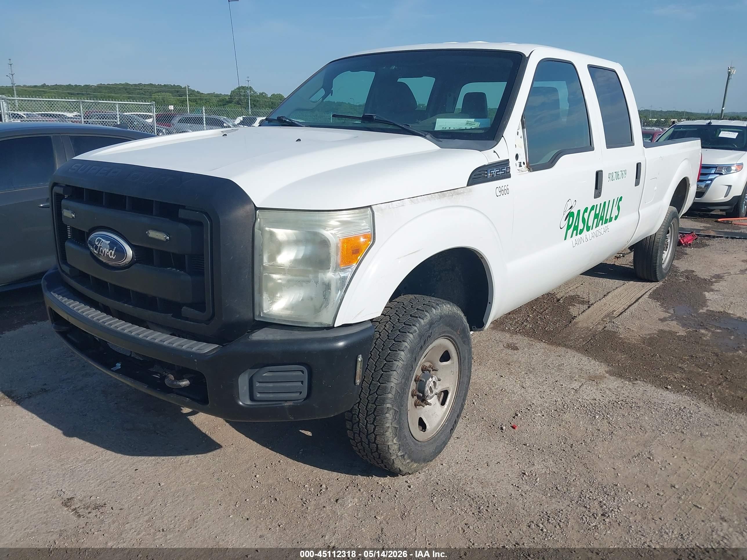 2011 Ford F-250 Xl White vin: 1FT7W2B60BEA45956