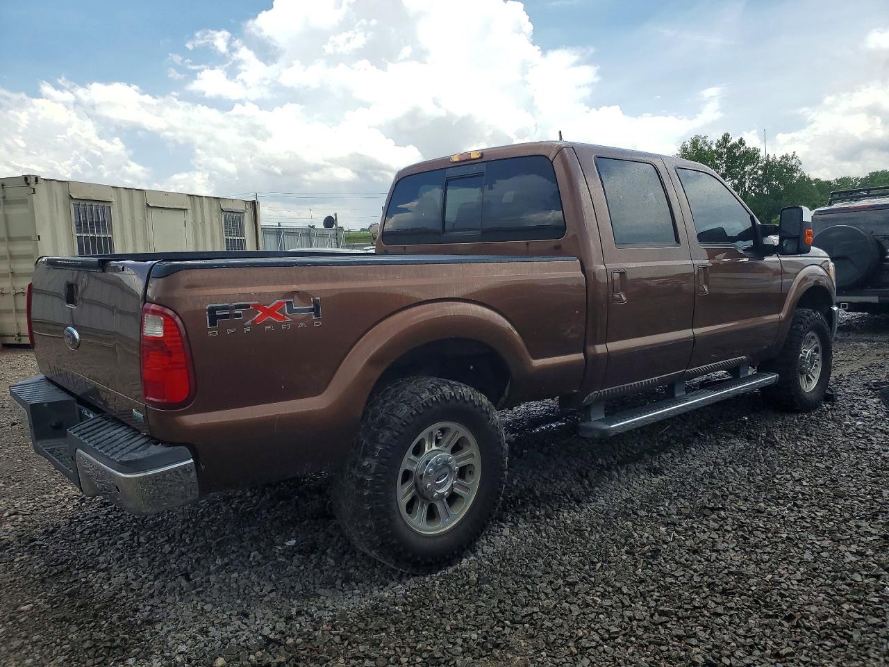 2011 Ford F250 Super Duty Коричневый vin: 1FT7W2B60BEB29906