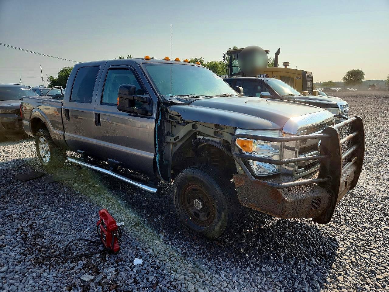 2011 Ford F250 Super Duty Серебряный vin: 1FT7W2B60BEB74151
