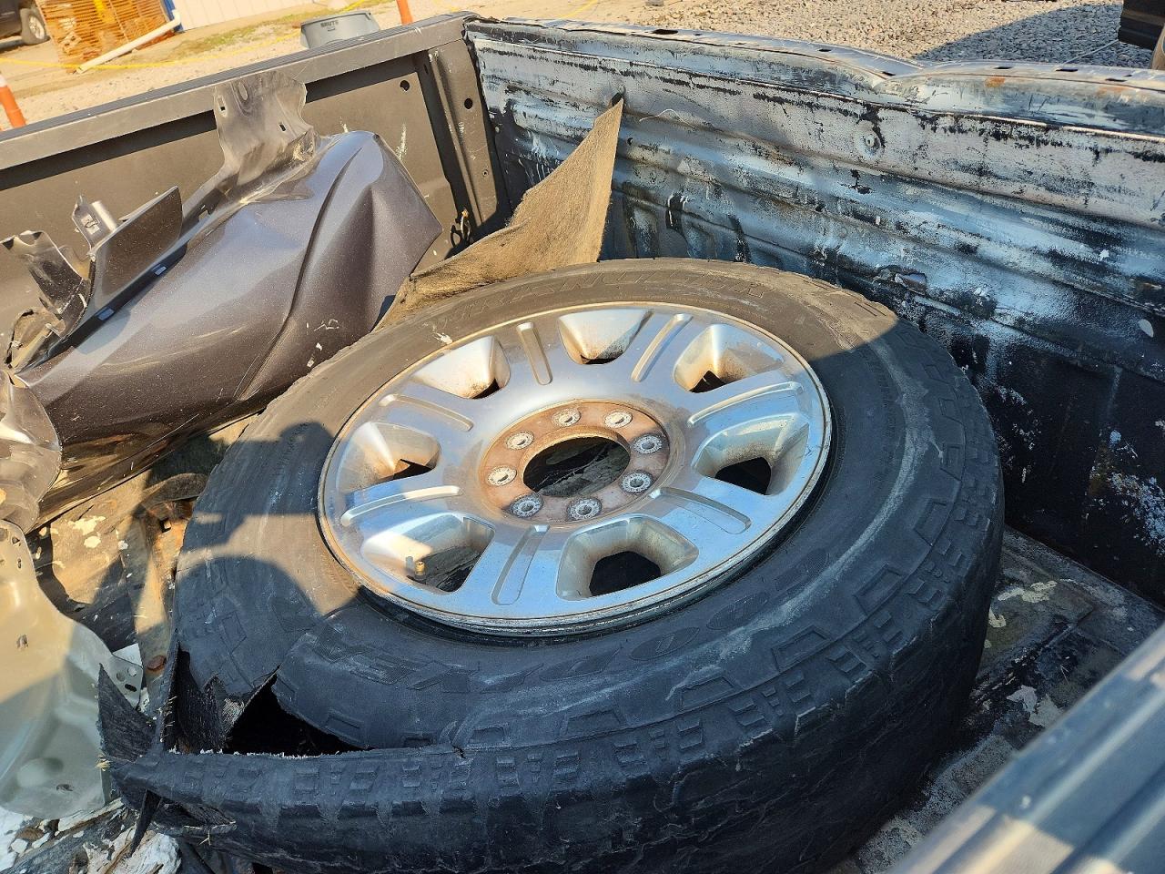 2011 Ford F250 Super Duty Серебряный vin: 1FT7W2B60BEB74151