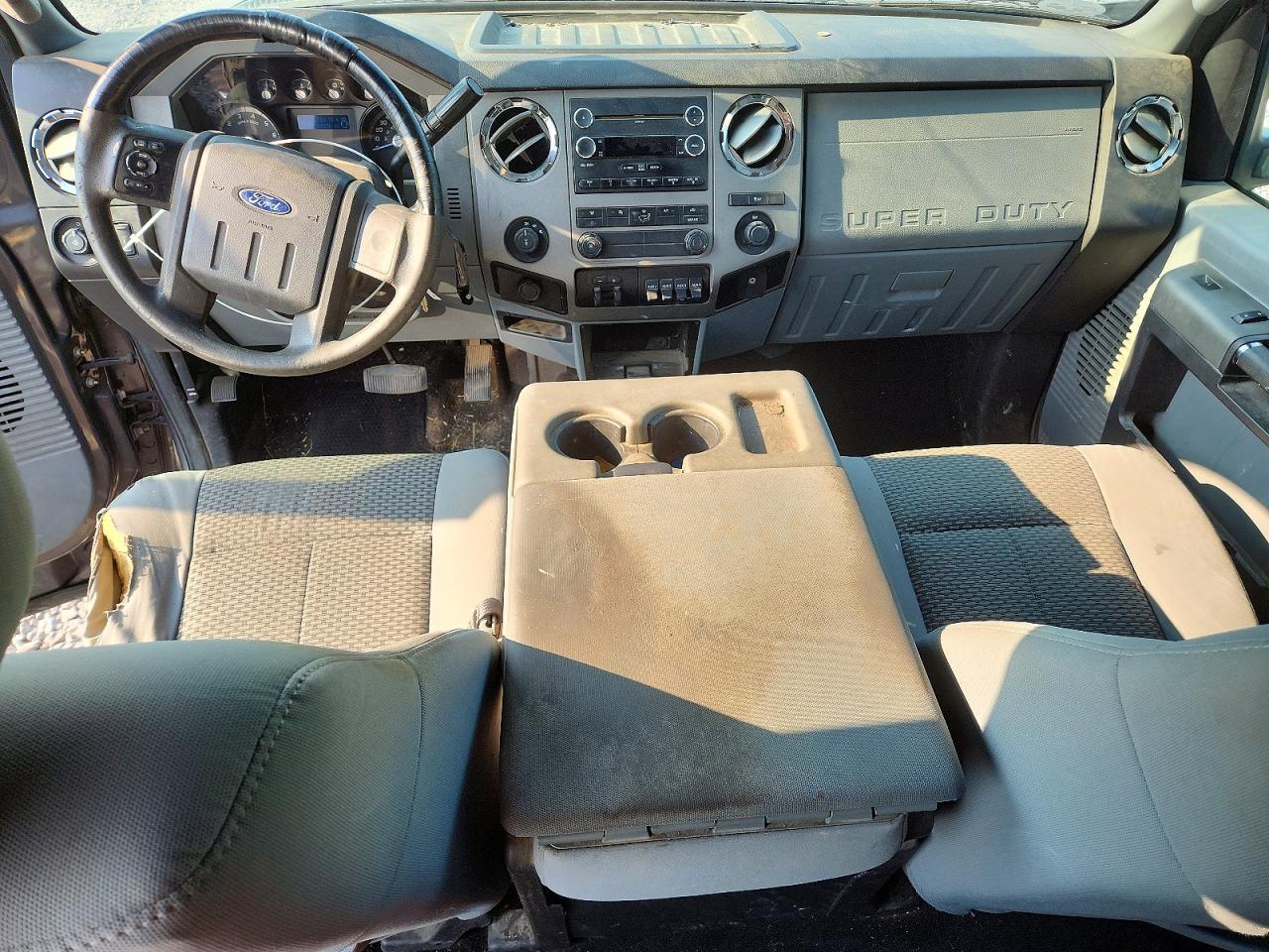 2011 Ford F250 Super Duty Серебряный vin: 1FT7W2B60BEB74151