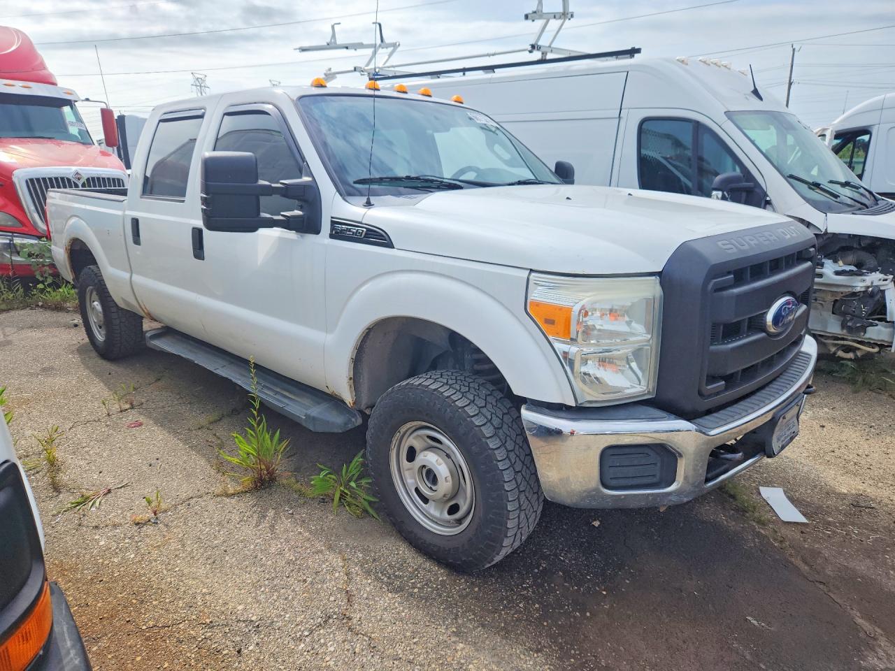2011 Ford F250 Super Duty Белый vin: 1FT7W2B60BEC06614