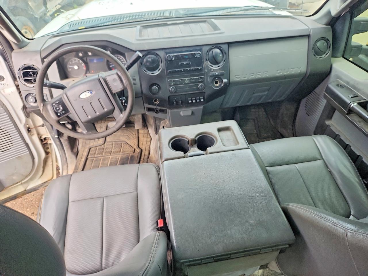2011 Ford F250 Super Duty Белый vin: 1FT7W2B60BEC06614