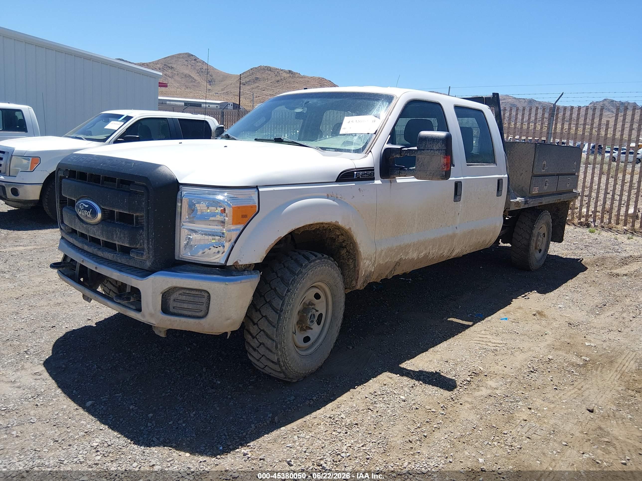 2011 Ford F-250 Xl Белый vin: 1FT7W2B60BEC69325