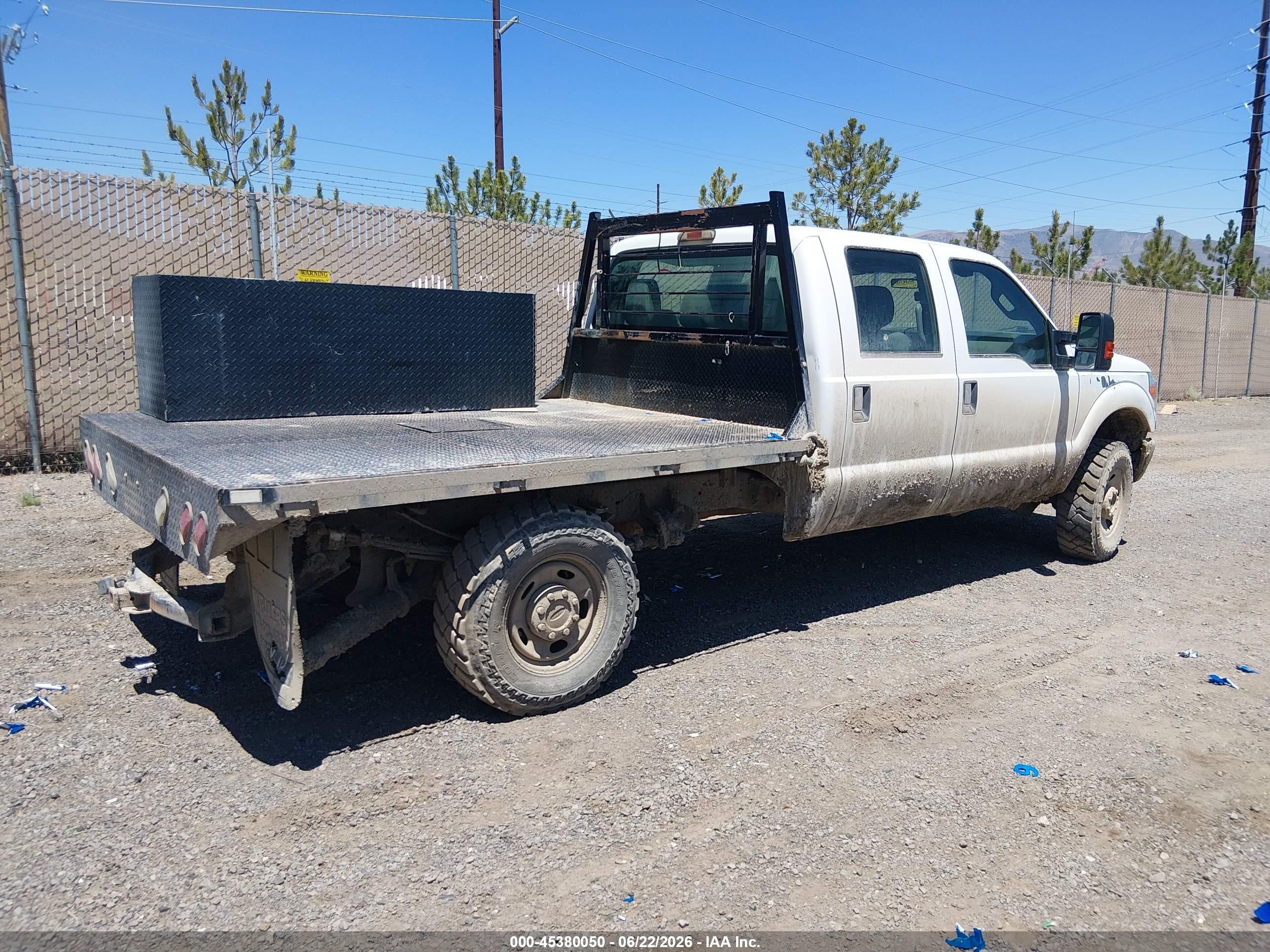 2011 Ford F-250 Xl Белый vin: 1FT7W2B60BEC69325