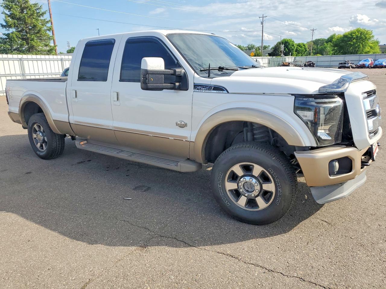 2012 Ford F250 Super Duty White vin: 1FT7W2B60CEC91391