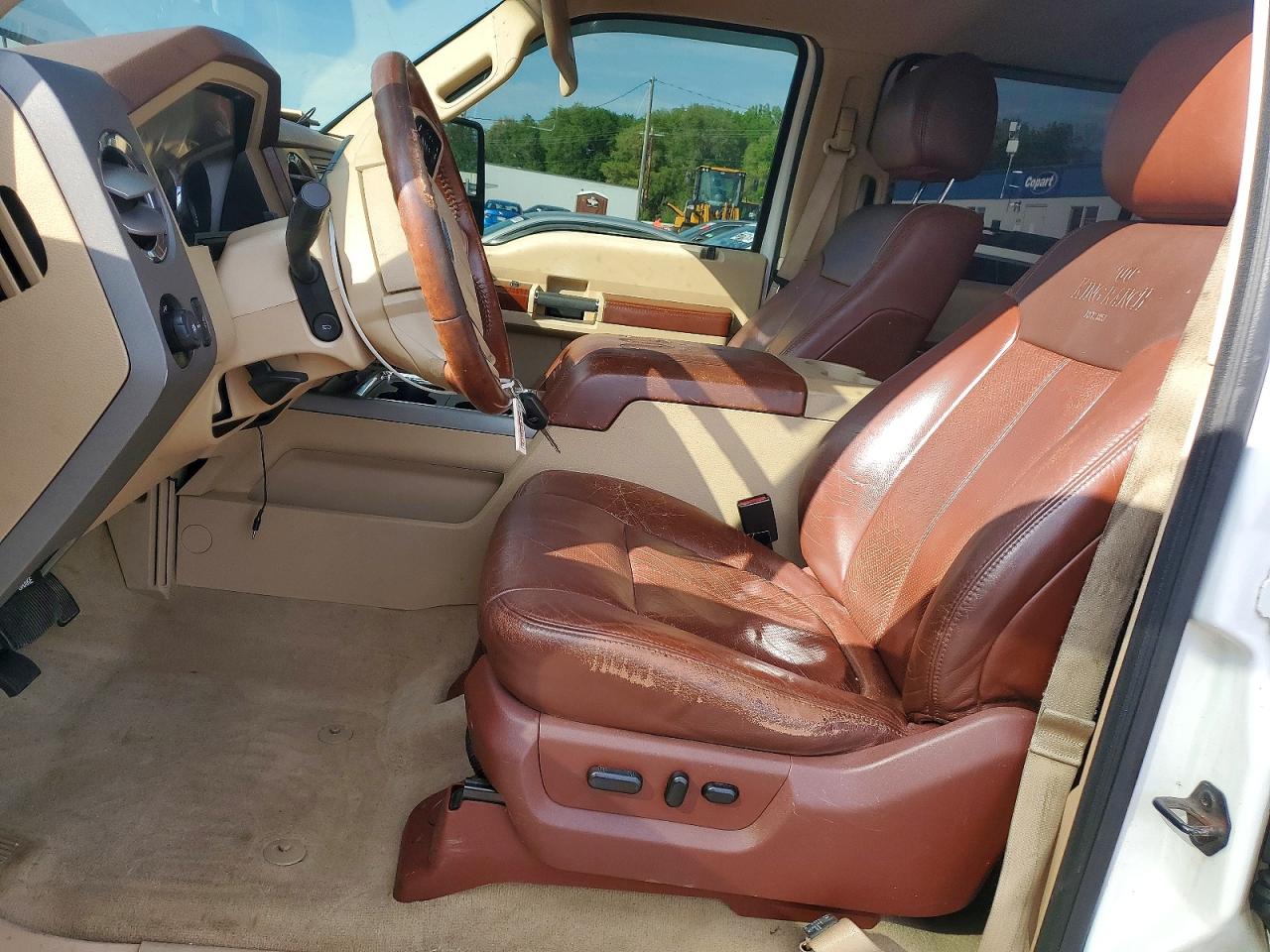 2012 Ford F250 Super Duty White vin: 1FT7W2B60CEC91391