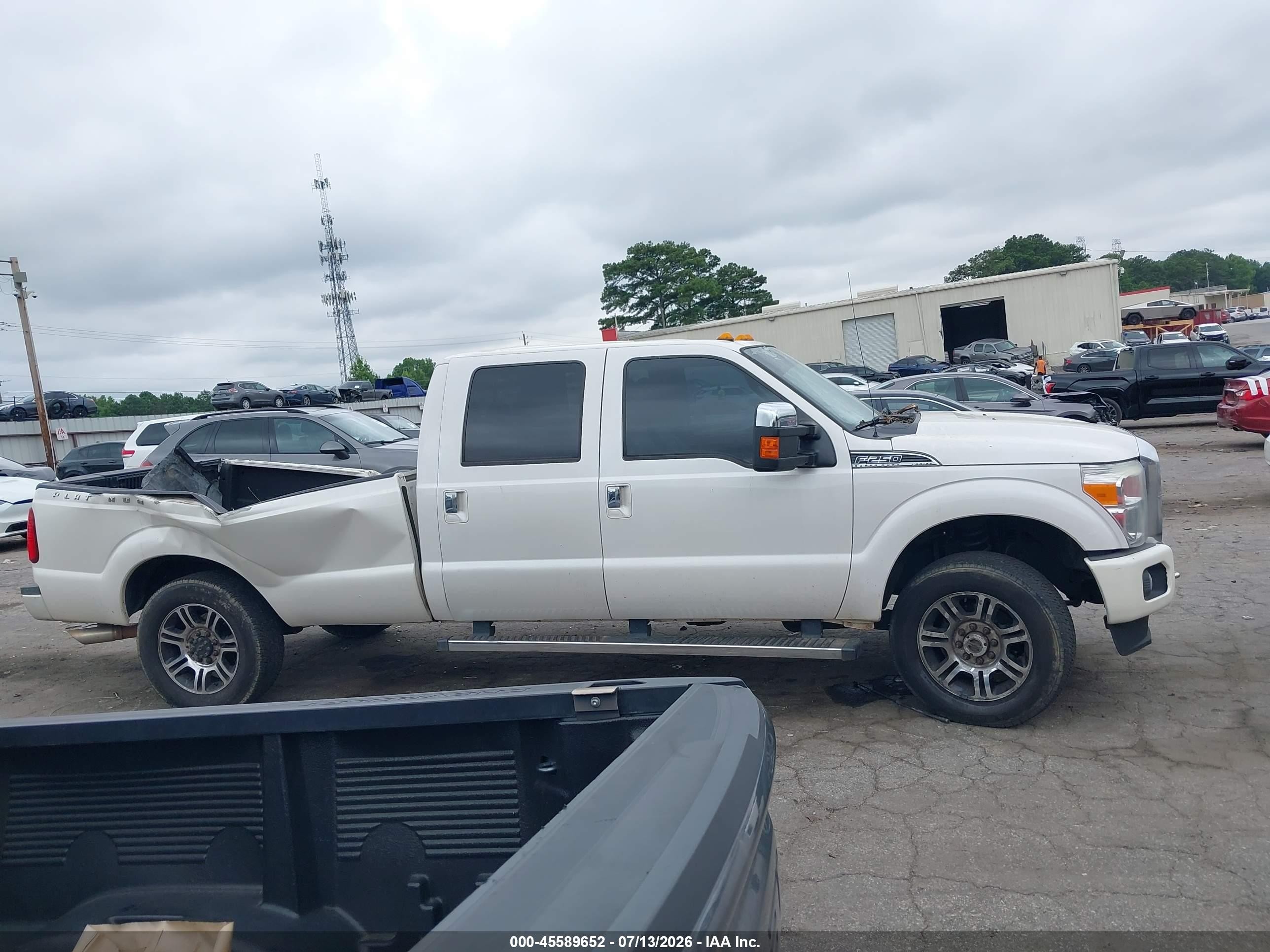 2014 Ford F-250 Lariat White vin: 1FT7W2B60EEA95793