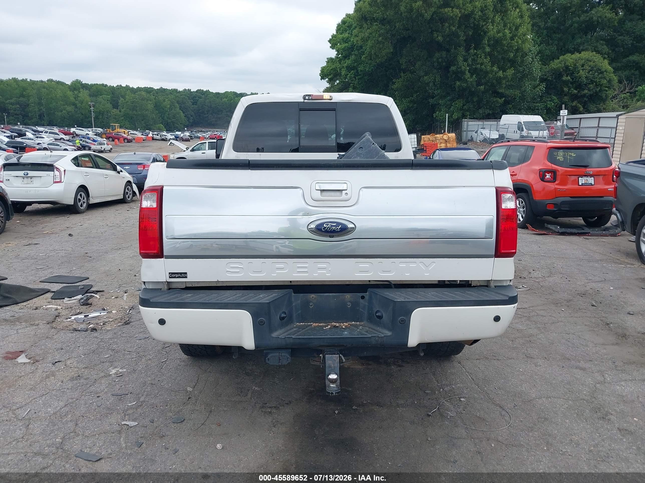 2014 Ford F-250 Lariat White vin: 1FT7W2B60EEA95793