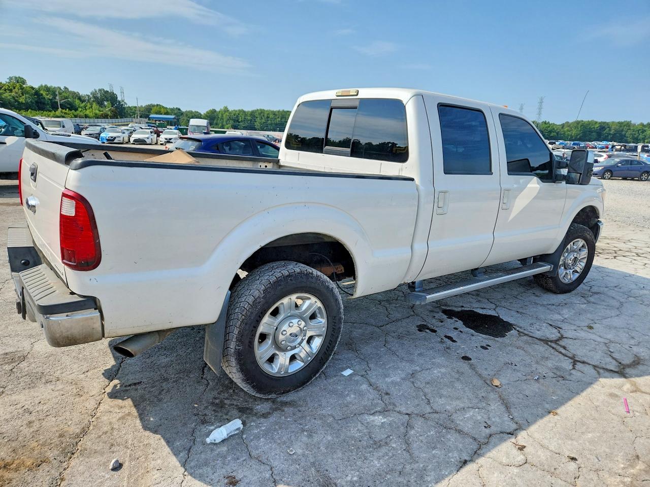 2015 Ford F250 Super Duty White vin: 1FT7W2B60FEB66346