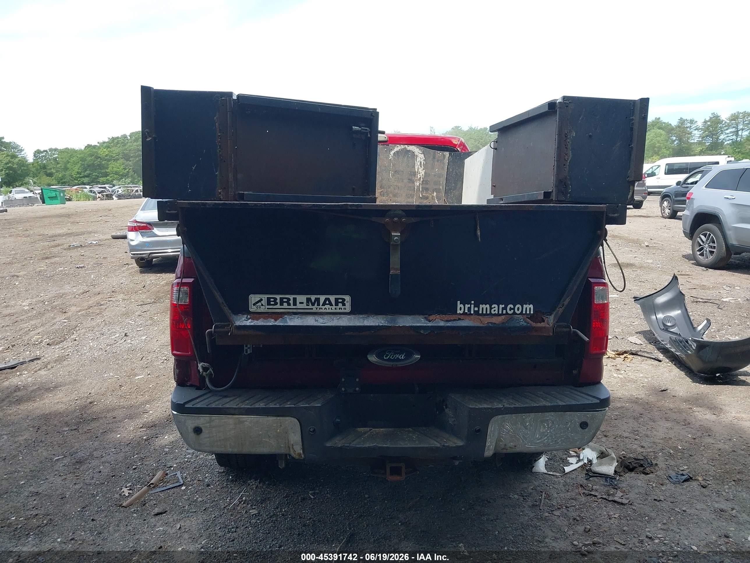 2015 Ford F-250 Lariat Red vin: 1FT7W2B60FEB91425