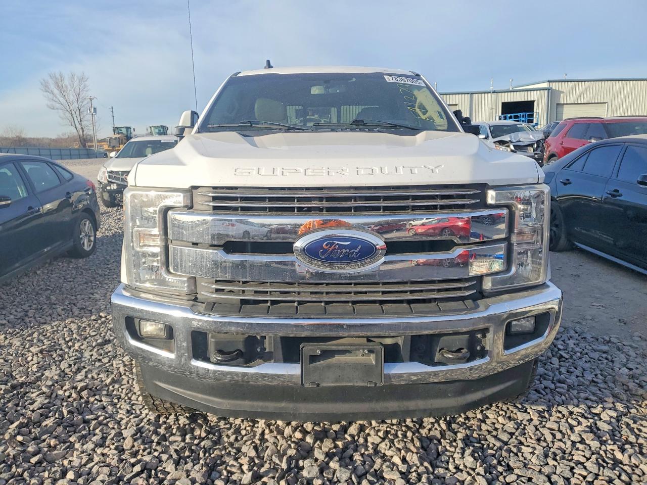 2019 Ford F250 Super Duty White vin: 1FT7W2B60KEE11379