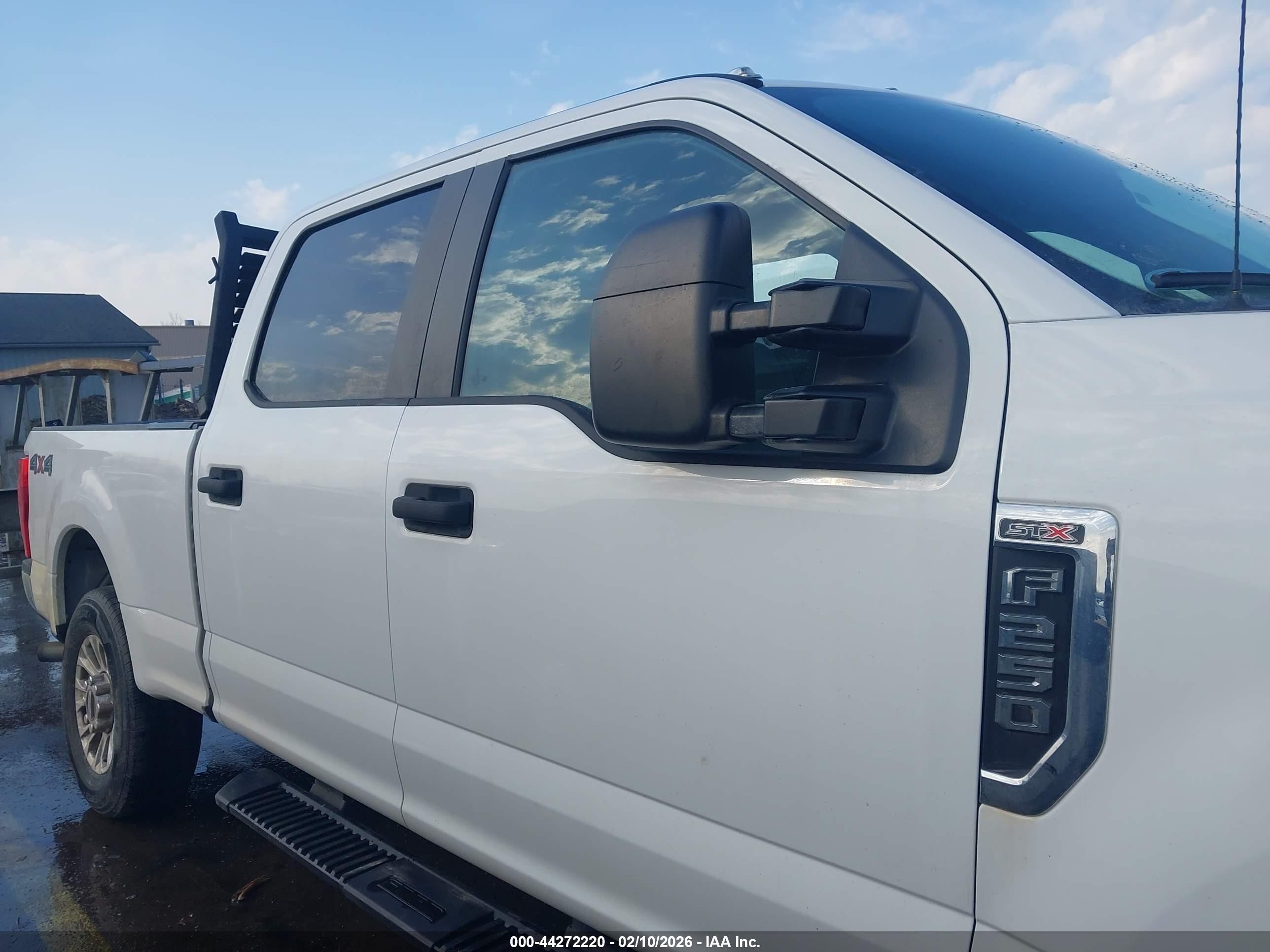 2021 Ford F-250   White vin: 1FT7W2B60MEC30317