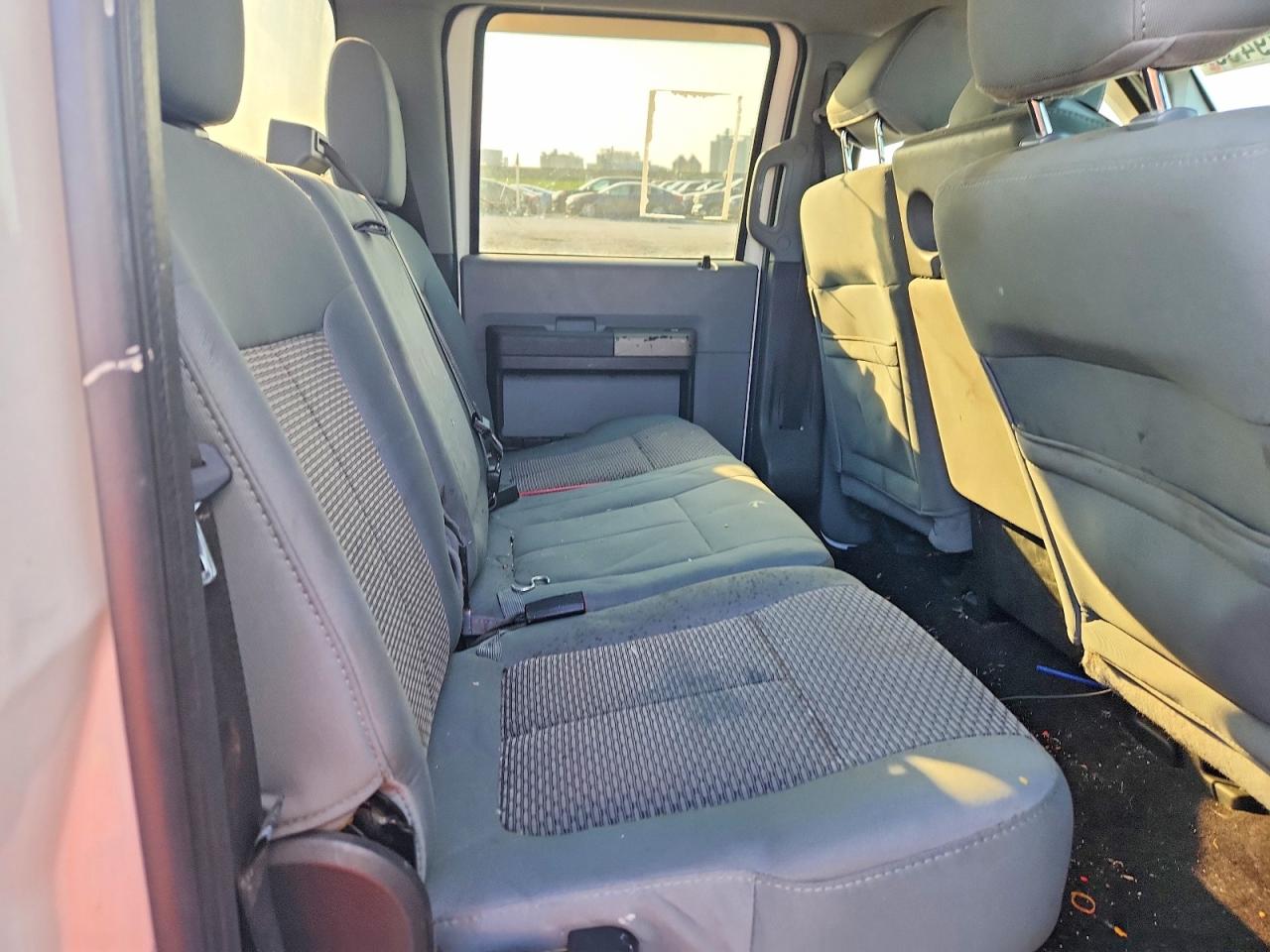 2012 Ford F250 Super Duty White vin: 1FT7W2B61CEA34787