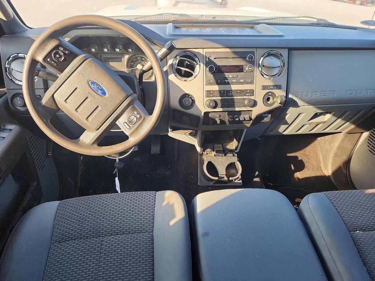 2012 Ford F250 Super Duty White vin: 1FT7W2B61CEA34787