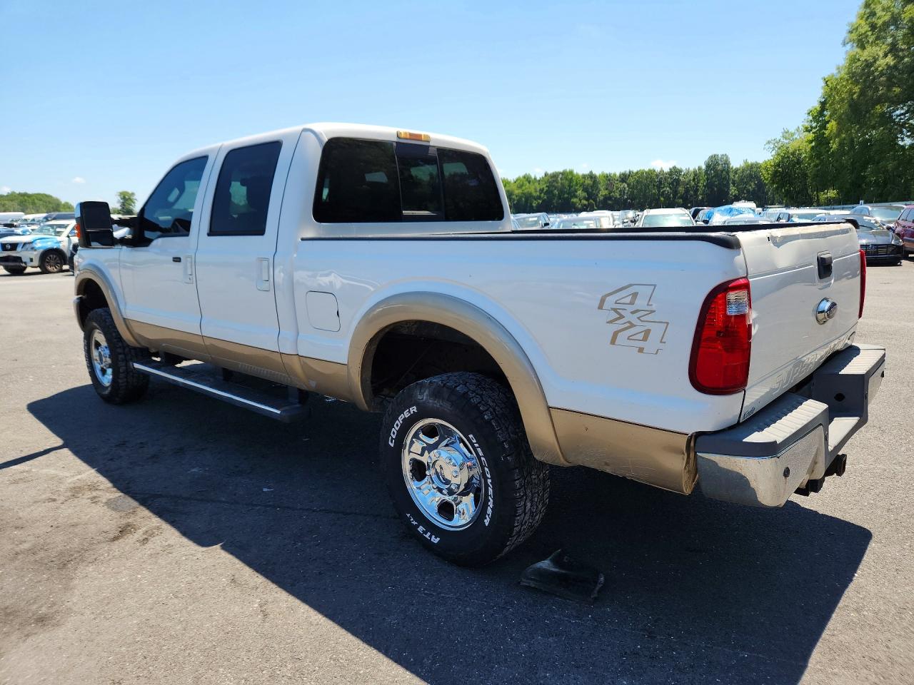 2014 Ford F250 Super Duty White vin: 1FT7W2B61EEB04792