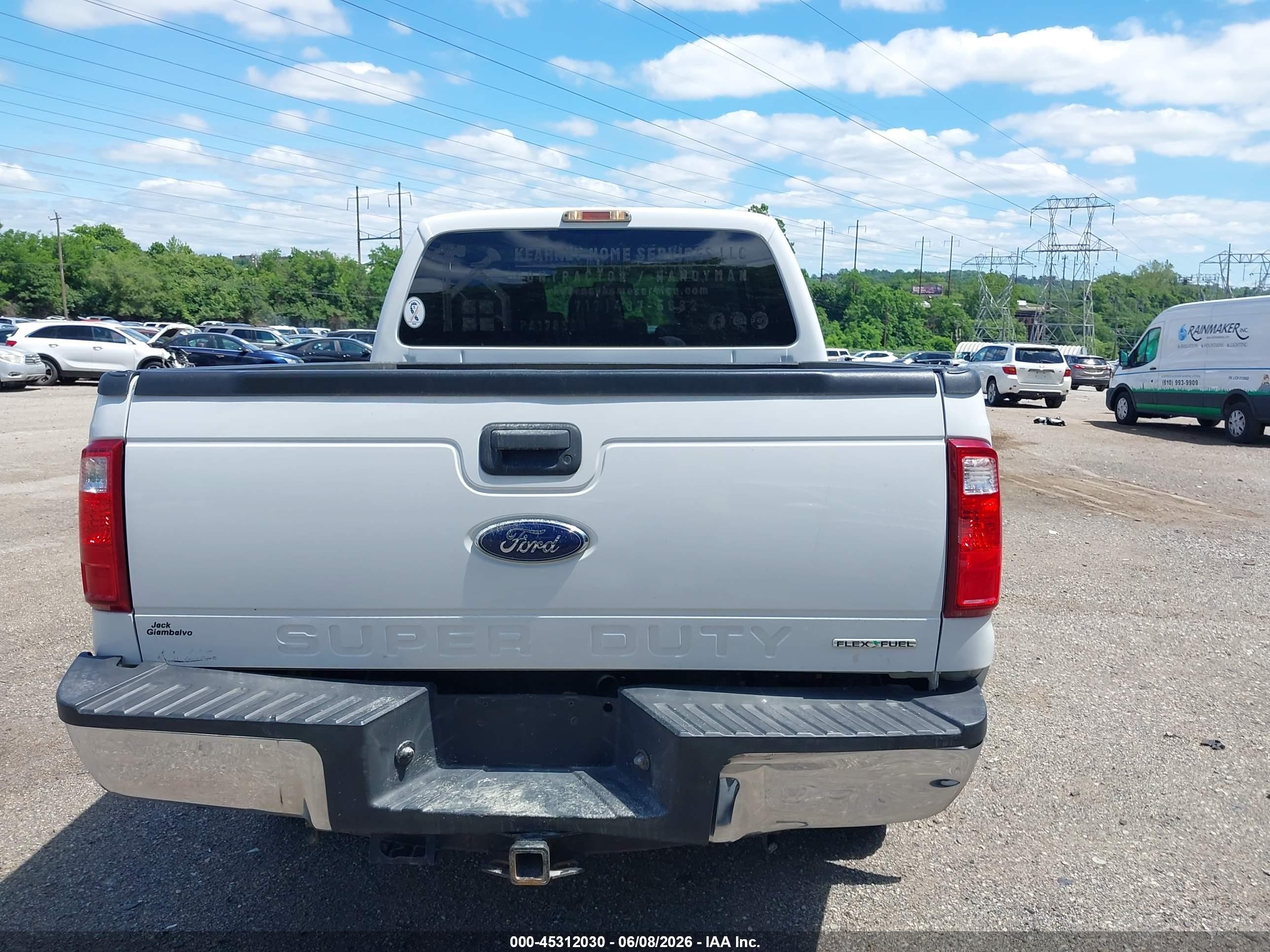 2015 Ford F-250 Xlt White vin: 1FT7W2B61FEC54905