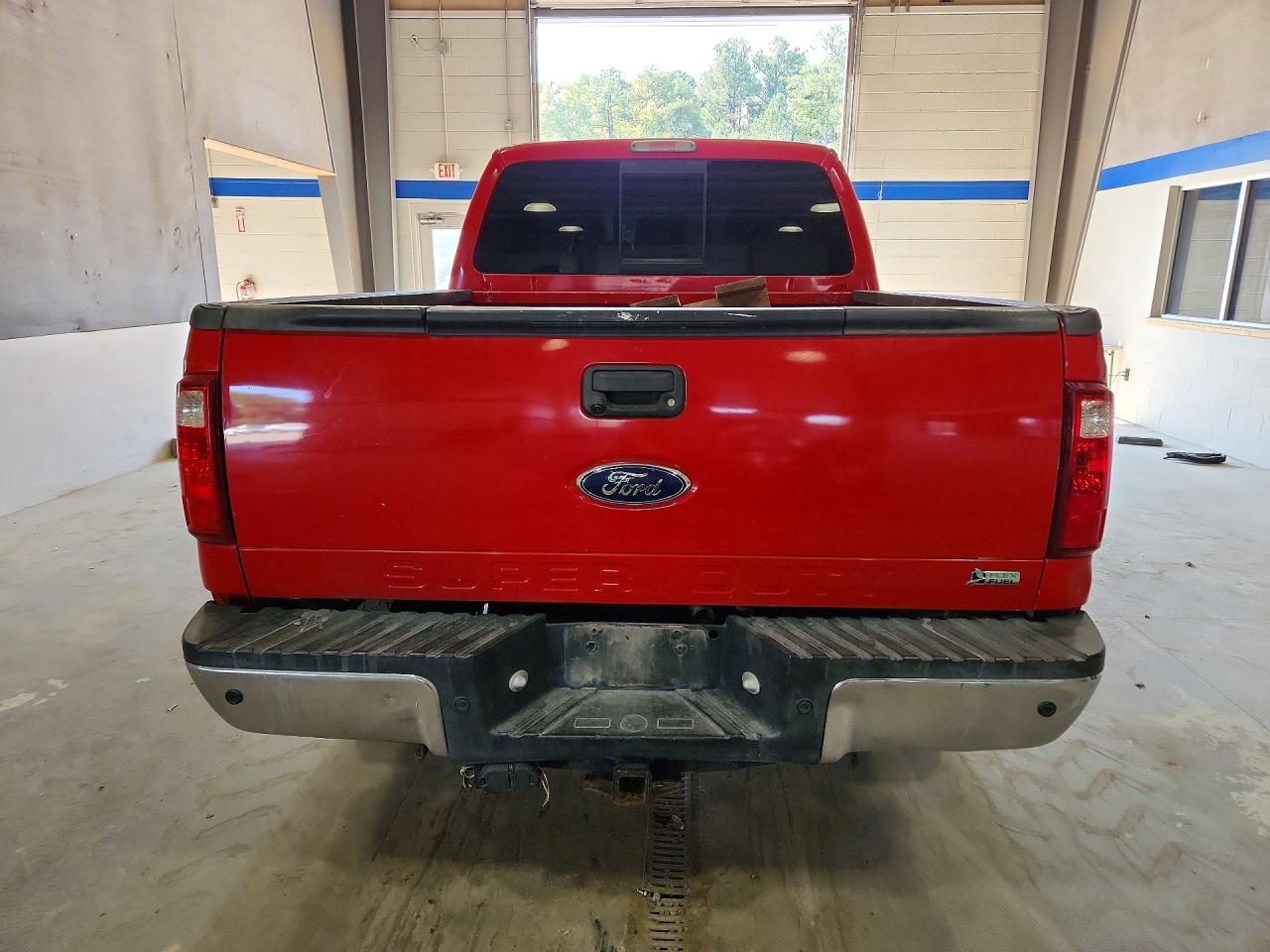 2011 Ford F250 Super Duty Red vin: 1FT7W2B62BEB99231