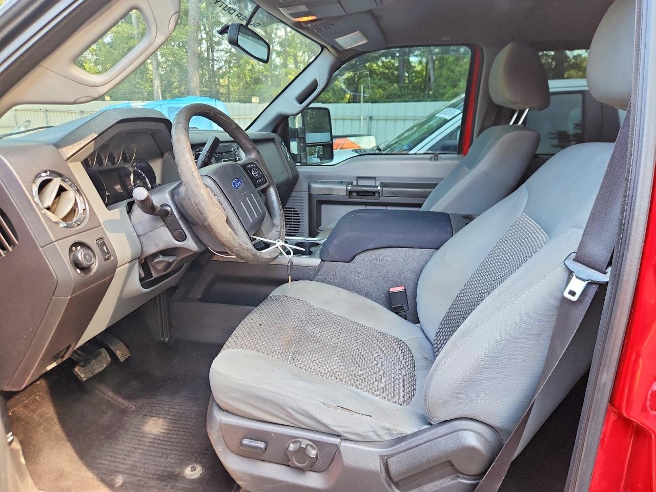 2011 Ford F250 Super Duty Red vin: 1FT7W2B62BEB99231