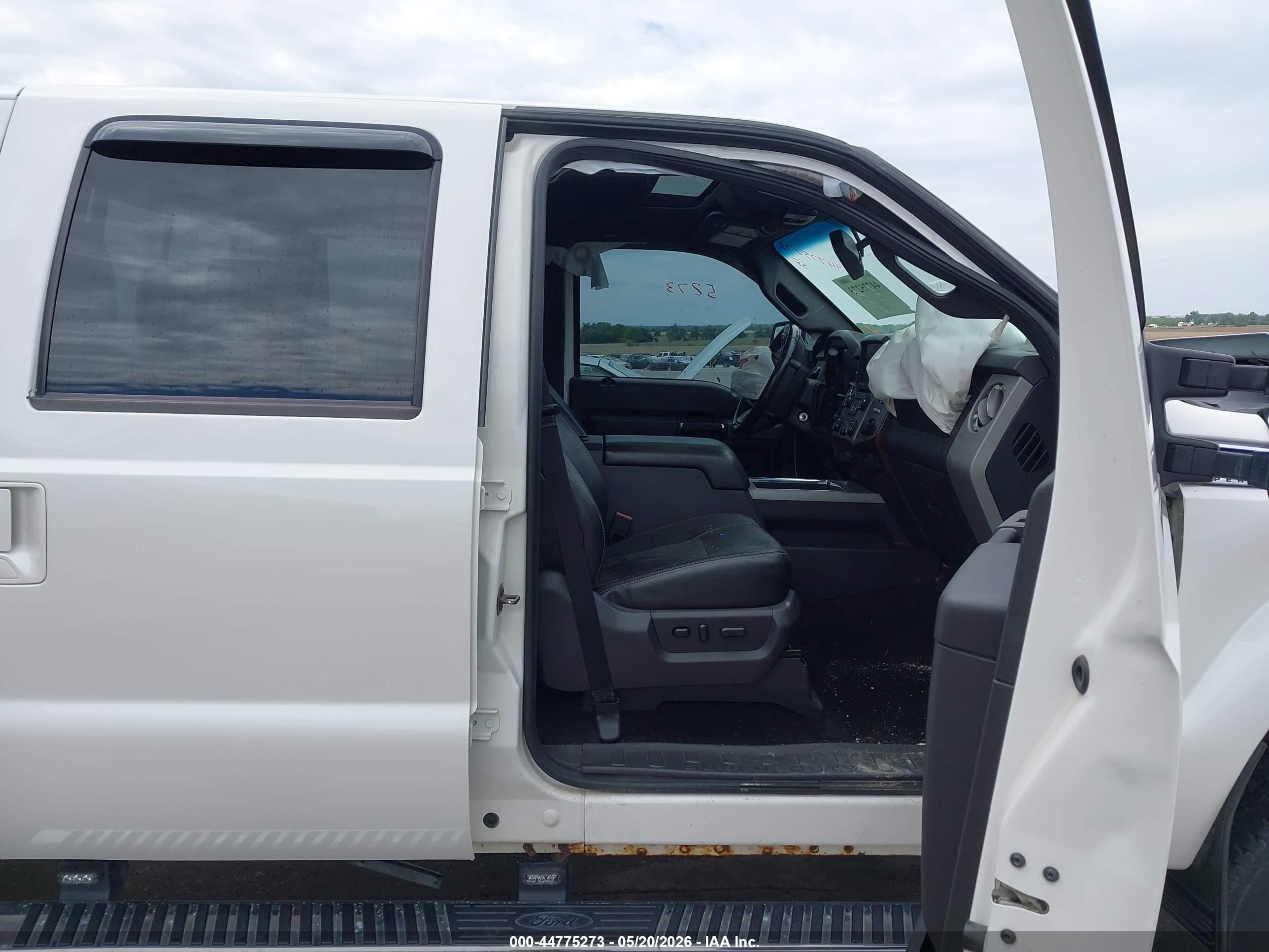 2013 Ford F-250 Lariat White vin: 1FT7W2B62DEB48850