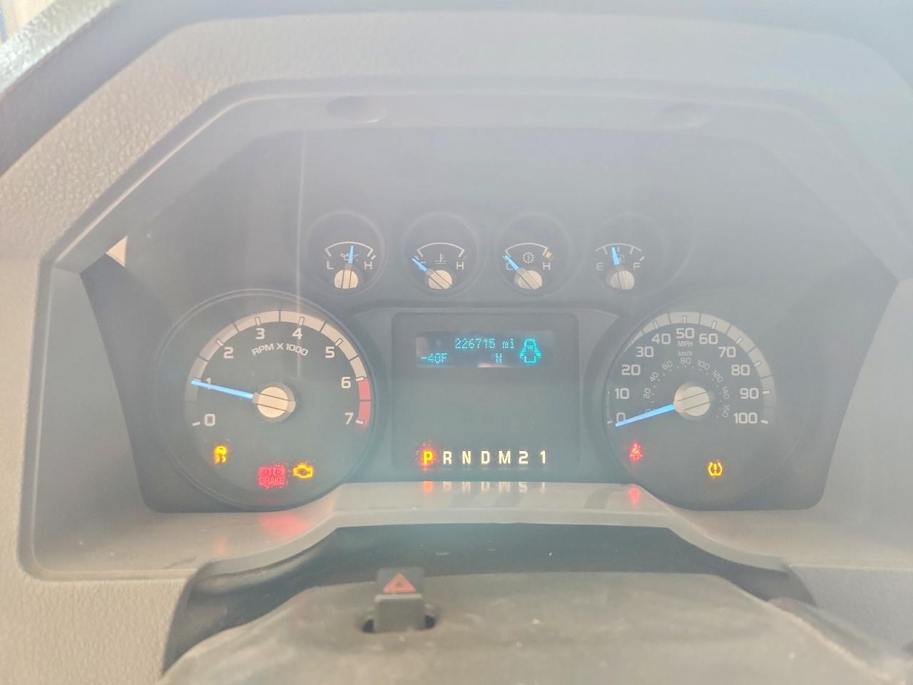 2014 Ford F250 Super Duty White vin: 1FT7W2B62EEA94743