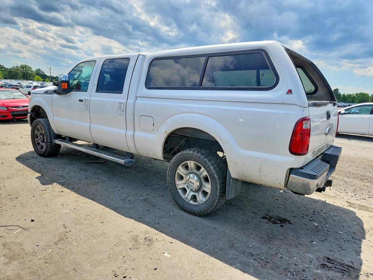 2015 Ford F250 Super Duty White vin: 1FT7W2B62FEA30686