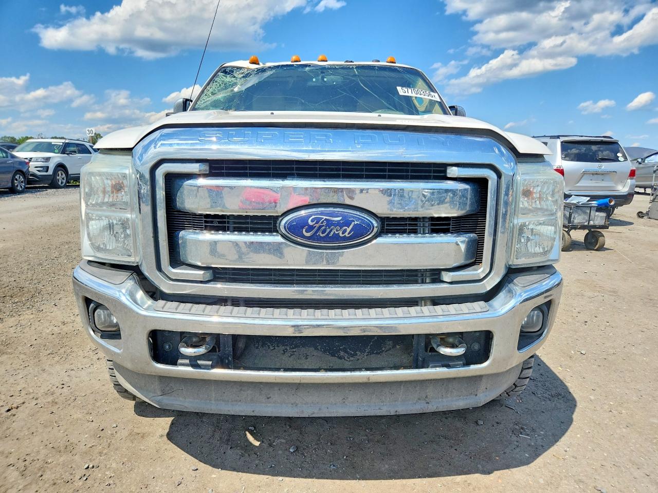 2015 Ford F250 Super Duty White vin: 1FT7W2B62FEA30686