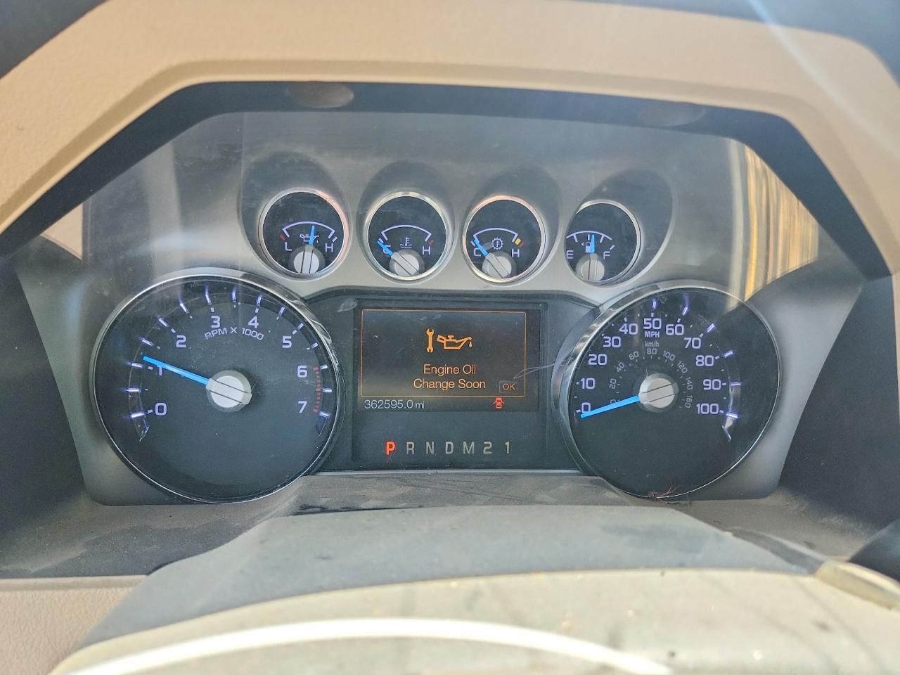 2015 Ford F250 Super Duty White vin: 1FT7W2B62FEA30686