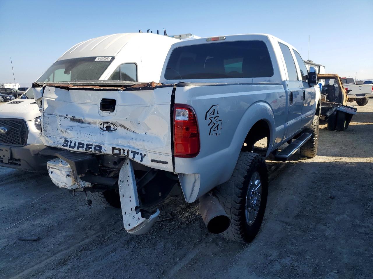 2015 Ford F250 Super Duty White vin: 1FT7W2B62FEC63385