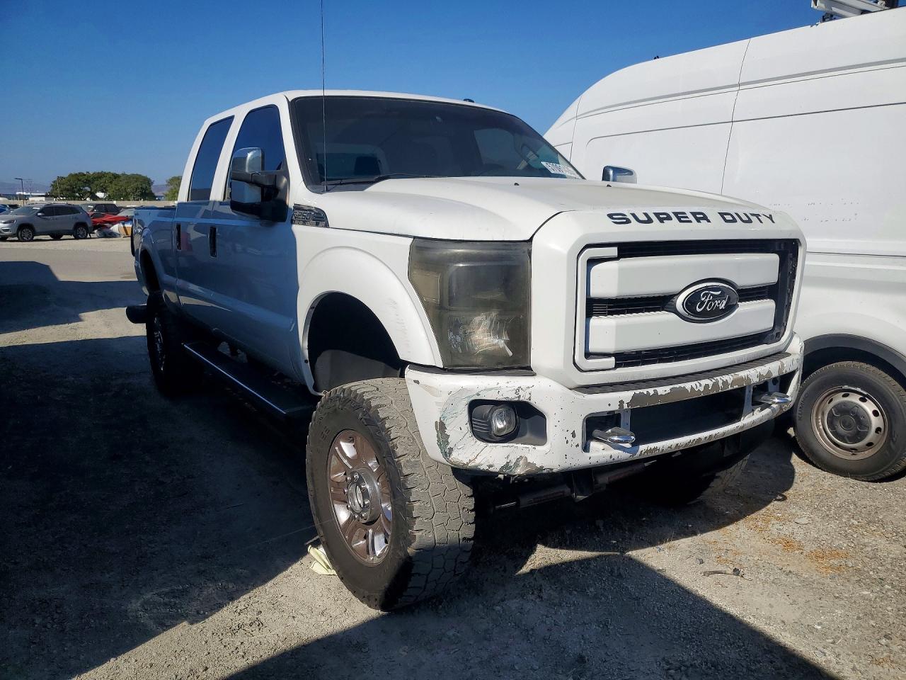 2015 Ford F250 Super Duty White vin: 1FT7W2B62FEC63385