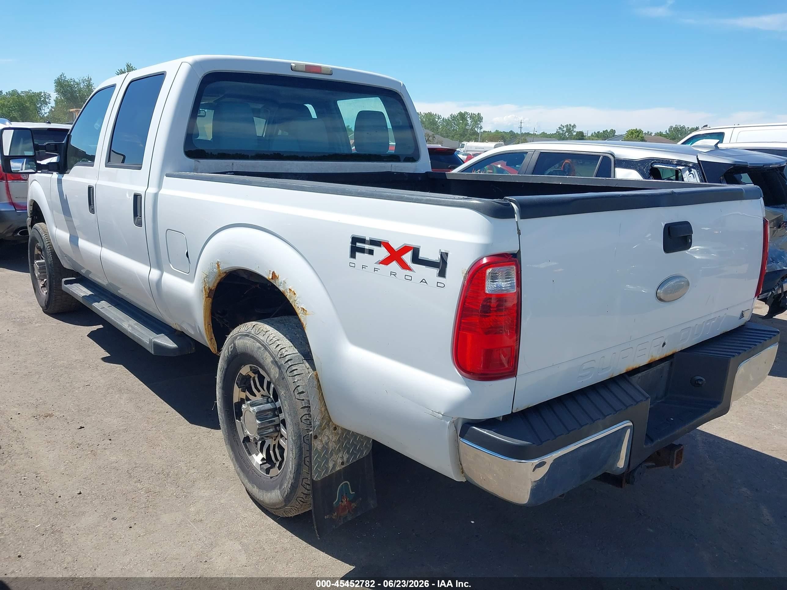 2011 Ford Super Duty F-250 Srw King Ranch/lariat/xl/xlt White vin: 1FT7W2B63BED10773