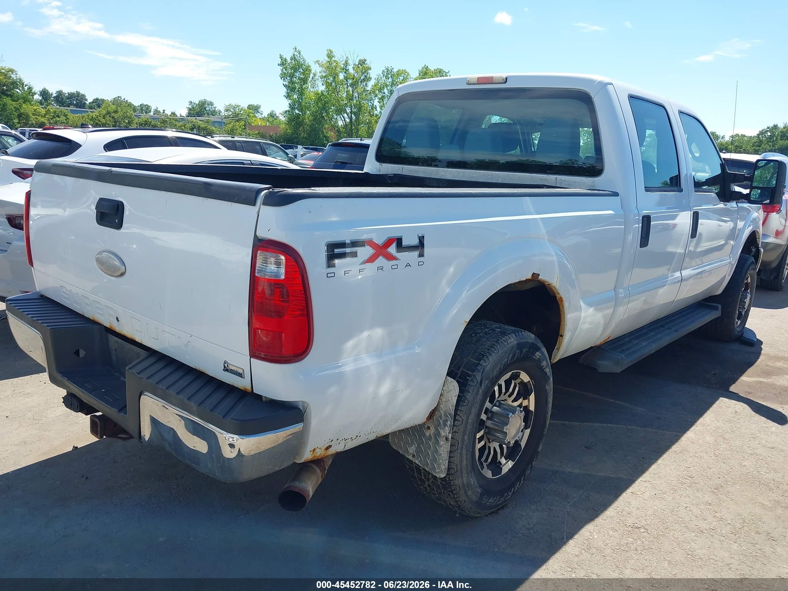 2011 Ford Super Duty F-250 Srw King Ranch/lariat/xl/xlt White vin: 1FT7W2B63BED10773