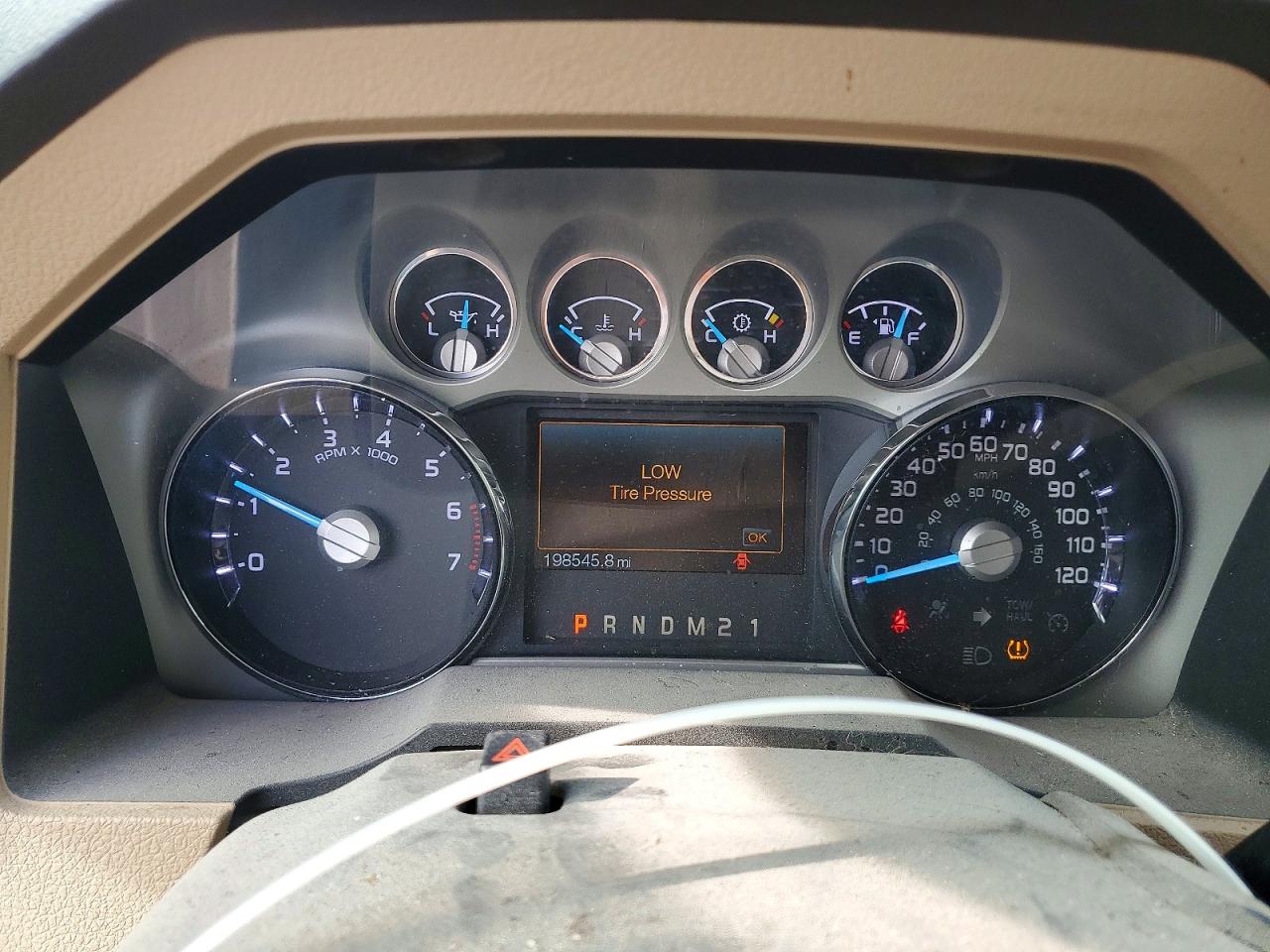 2012 Ford F250 Super Duty Красный vin: 1FT7W2B63CEB93911