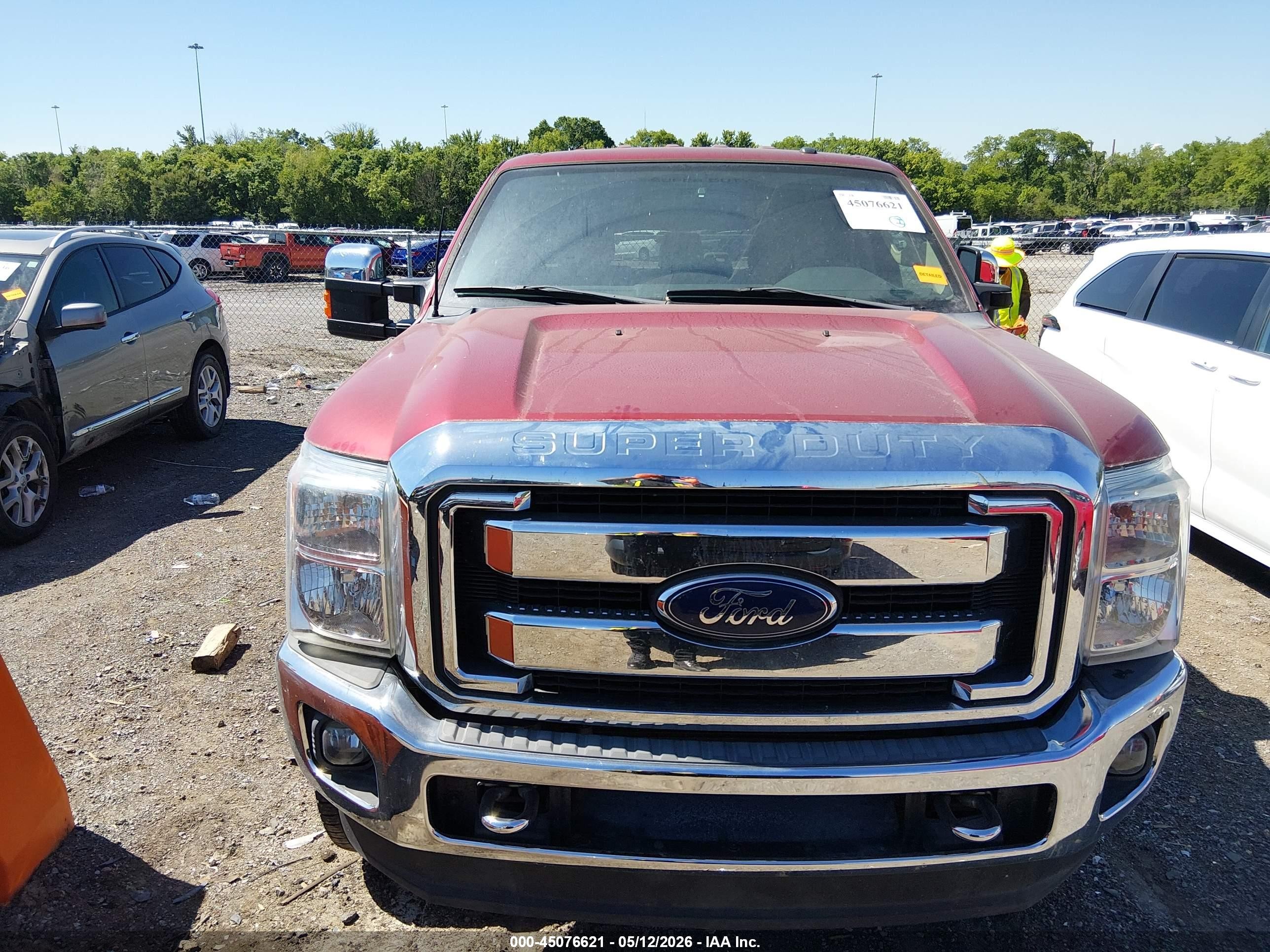 2015 Ford F-250 Xlt Burgundy vin: 1FT7W2B63FEA50347