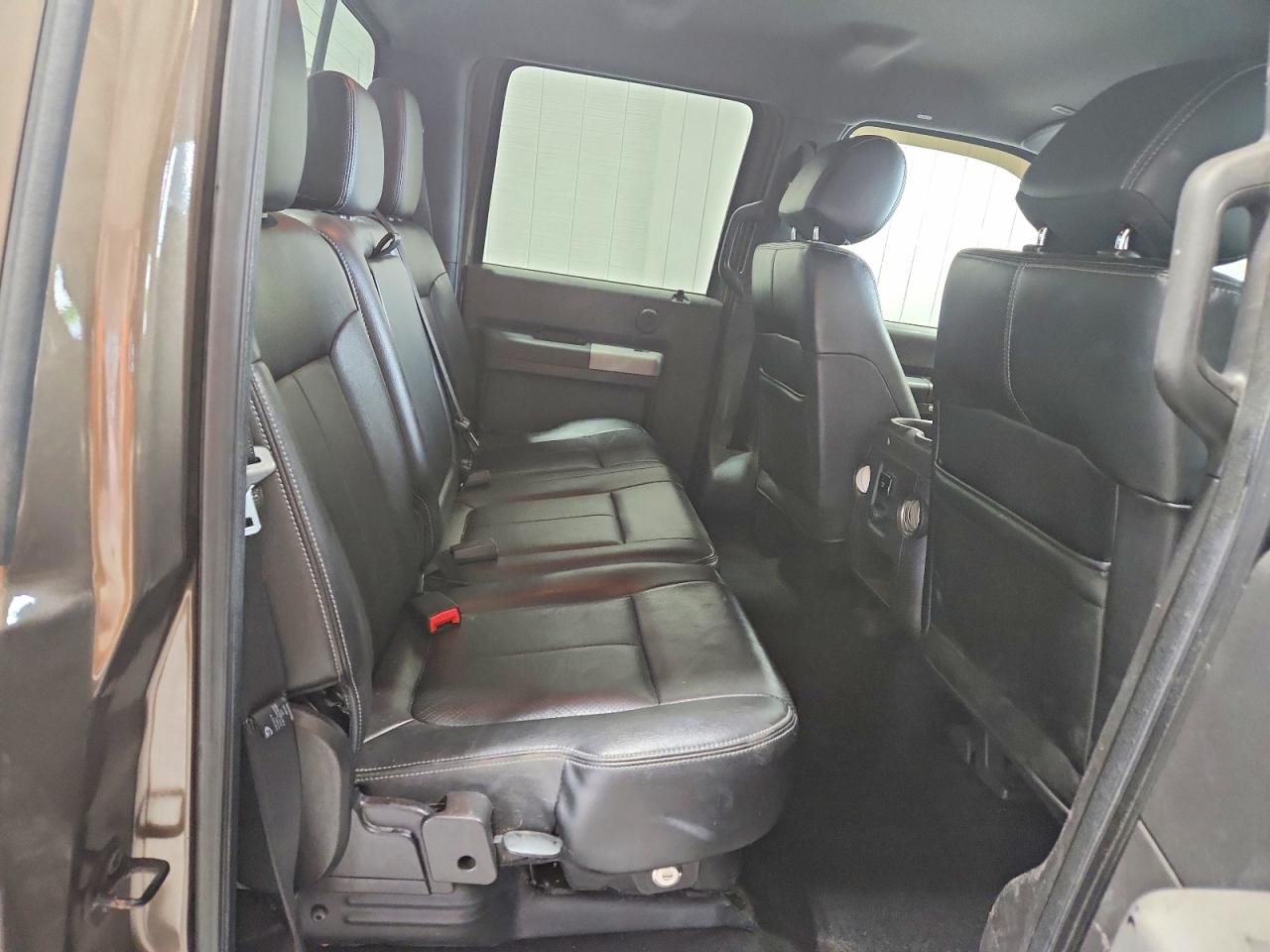 2015 Ford F250 Super Duty Желто-коричневый vin: 1FT7W2B63FEA56603