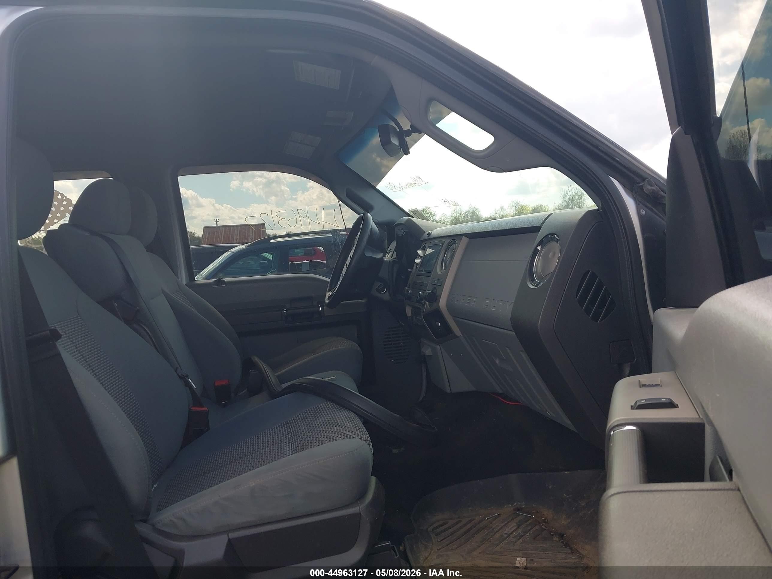2016 Ford F-250 Xlt Silver vin: 1FT7W2B63GEC89379