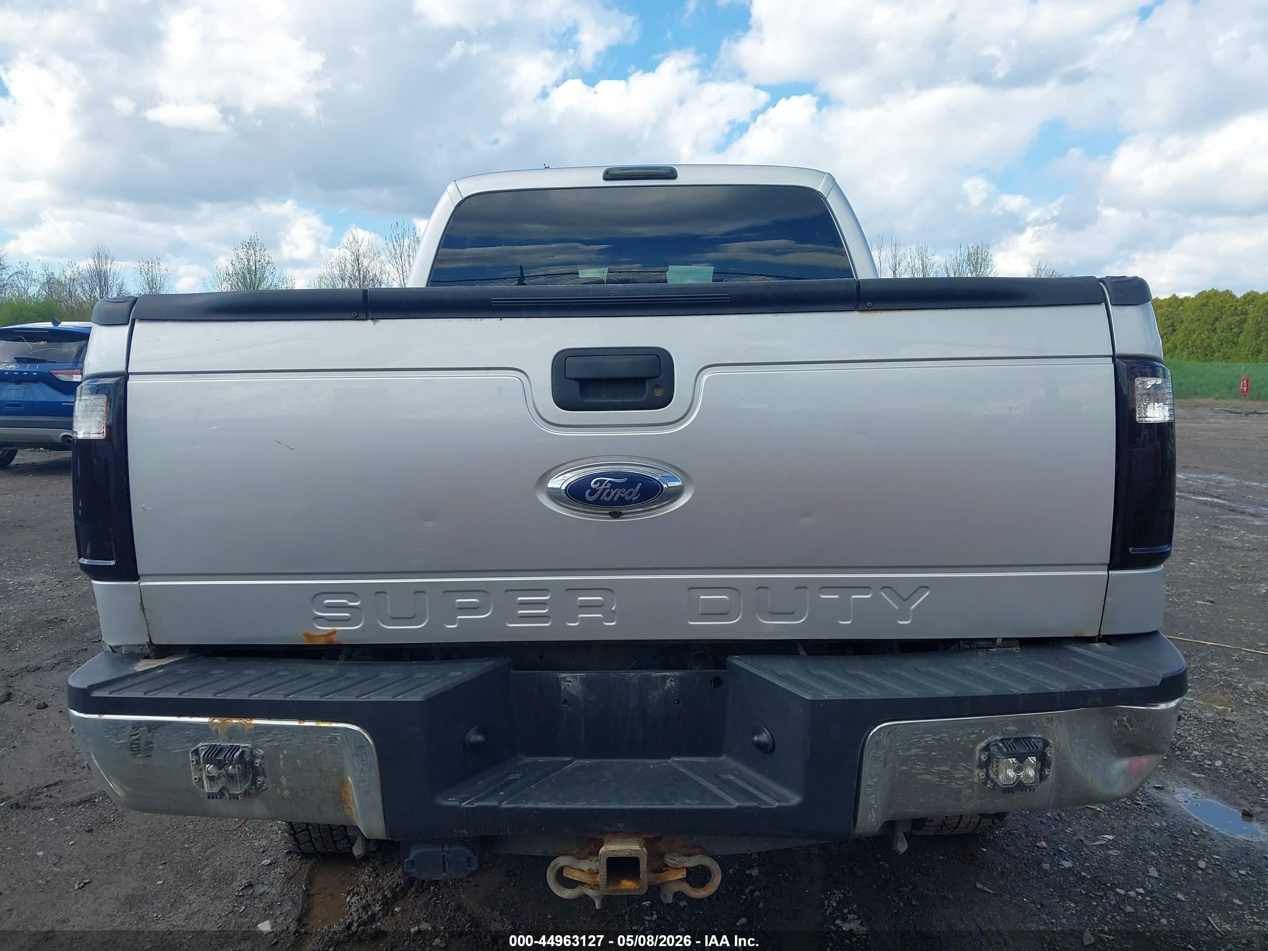 2016 Ford F-250 Xlt Silver vin: 1FT7W2B63GEC89379