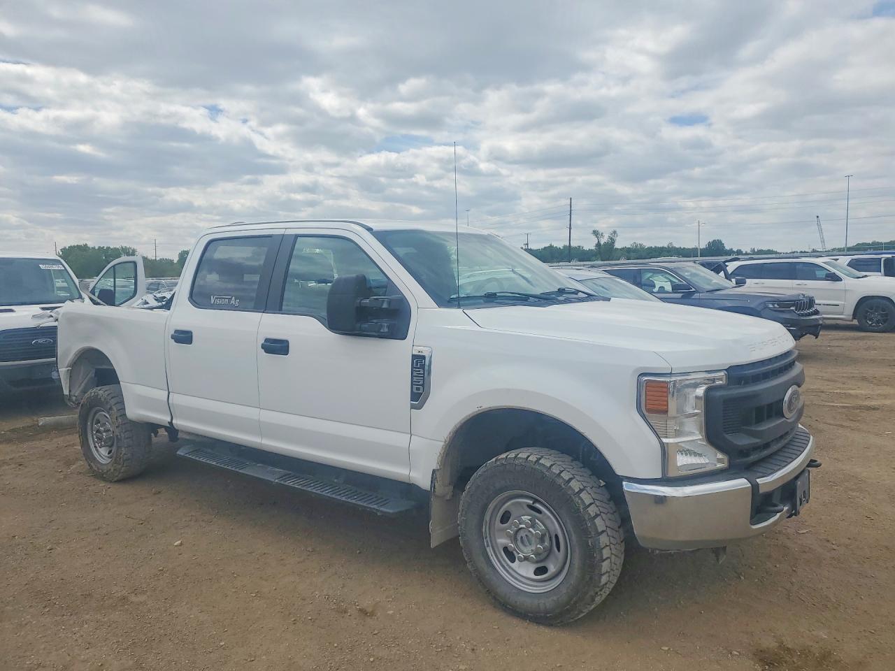 2021 Ford F250 Super Duty White vin: 1FT7W2B63MED72130