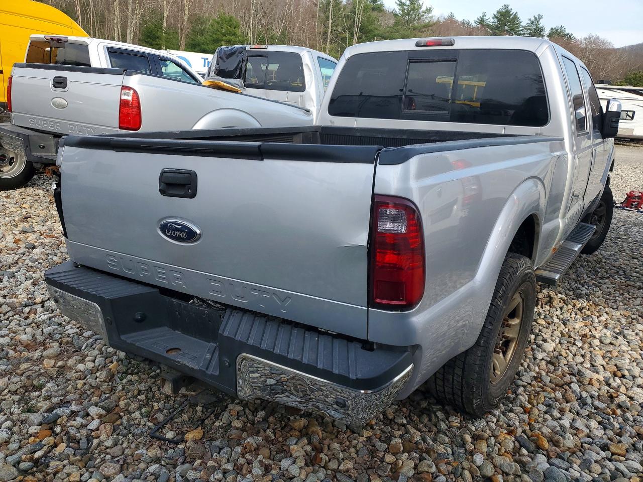 2011 Ford F250 Silver vin: 1FT7W2B64BEB44215