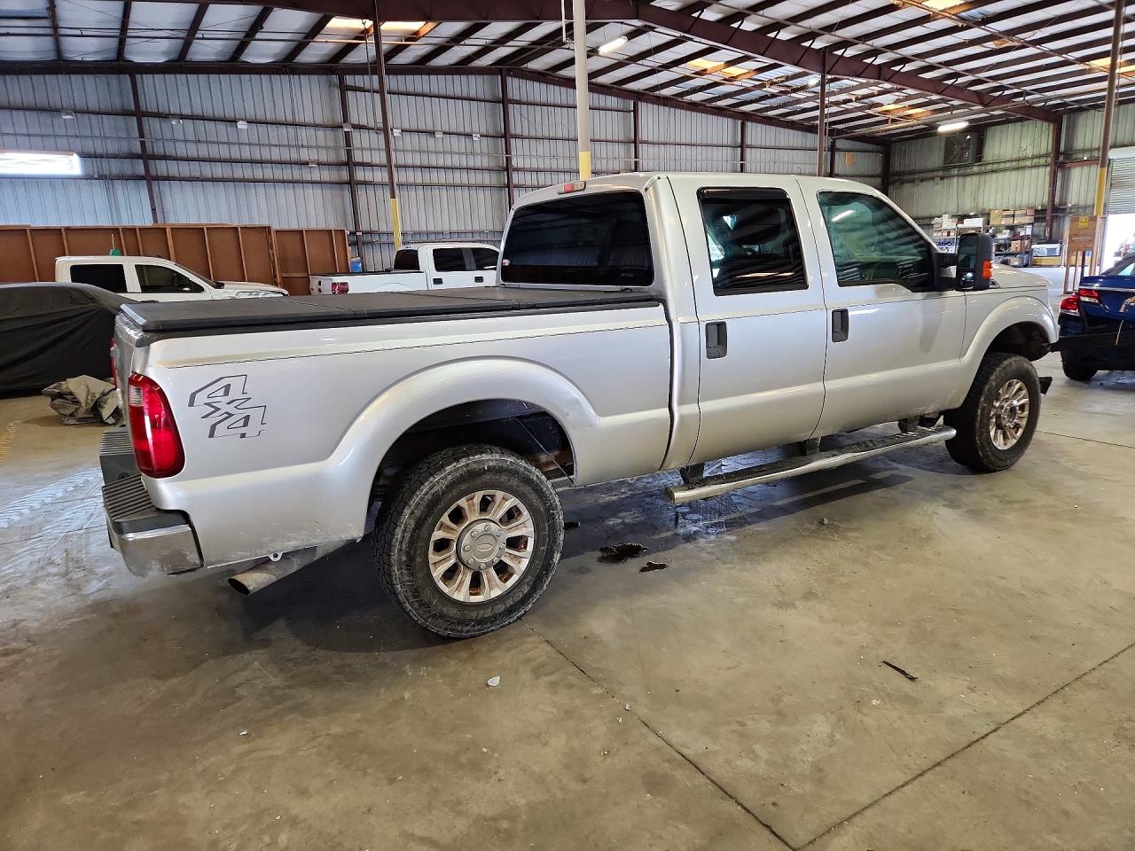 2011 Ford F250 Super Duty Silver vin: 1FT7W2B64BEC73815