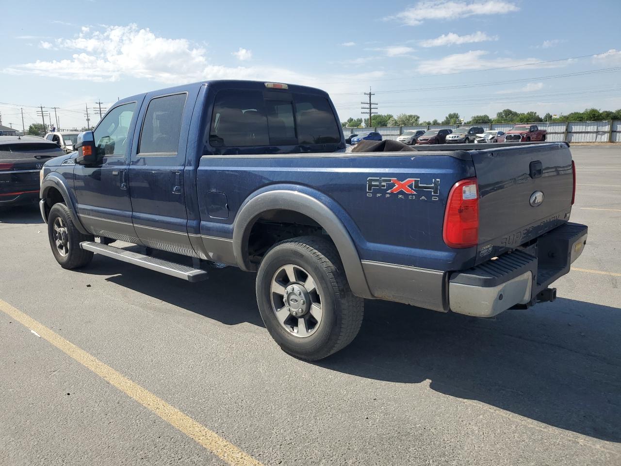 2011 Ford F250 Super Duty Blue vin: 1FT7W2B64BED02925 Damage: Left Bed Side, Multiple Scratches Light, 10 Or More