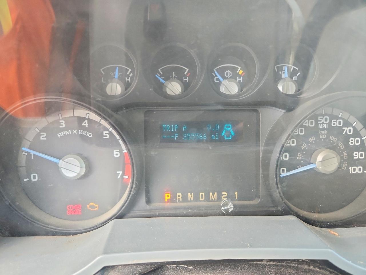 2013 Ford F250 Super Duty White vin: 1FT7W2B64DEB45030