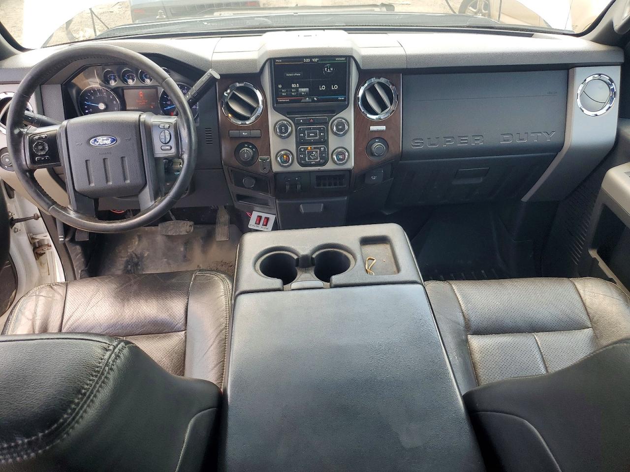 2015 Ford F250 Super Duty White vin: 1FT7W2B64FEA09256