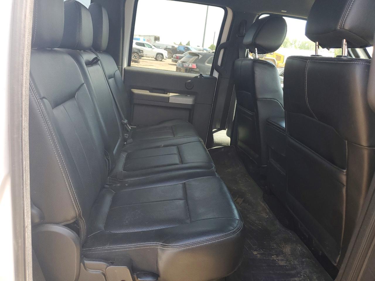 2015 Ford F250 Super Duty White vin: 1FT7W2B64FEA09256