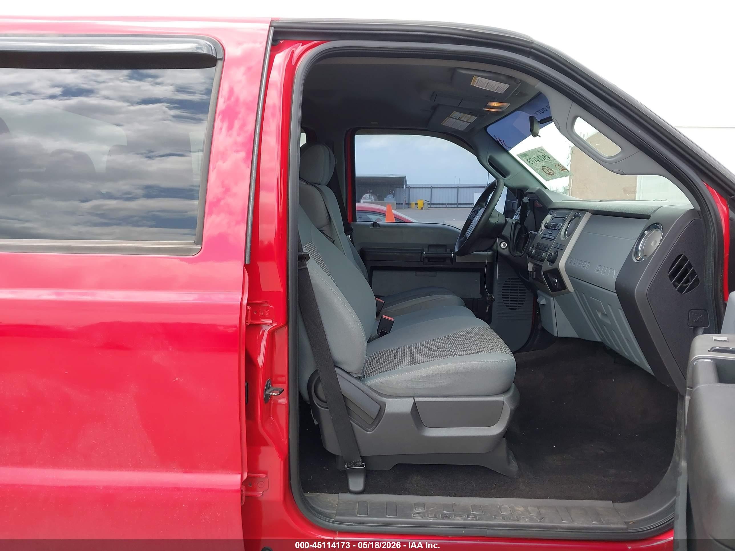 2015 Ford F-250 Xlt Red vin: 1FT7W2B64FEC49486
