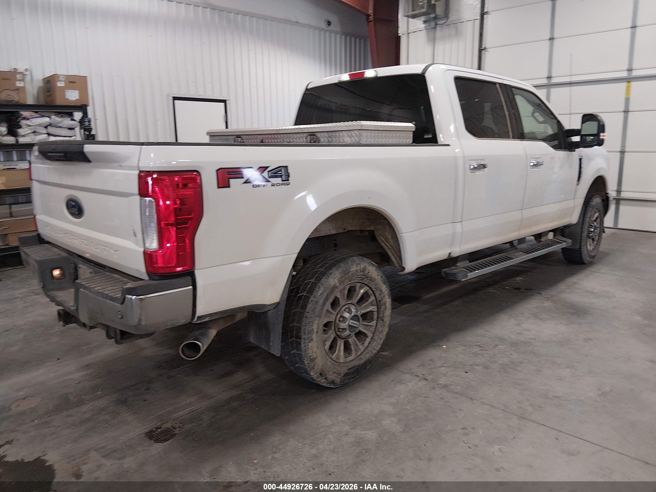 2017 Ford F-250 Xlt White vin: 1FT7W2B64HEB41453