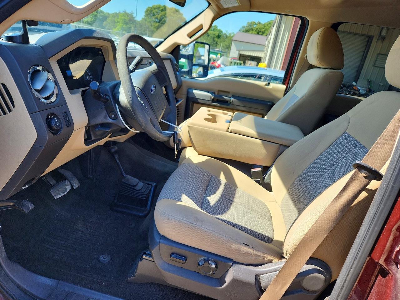2011 Ford F250 Super Duty Maroon vin: 1FT7W2B65BEB29772