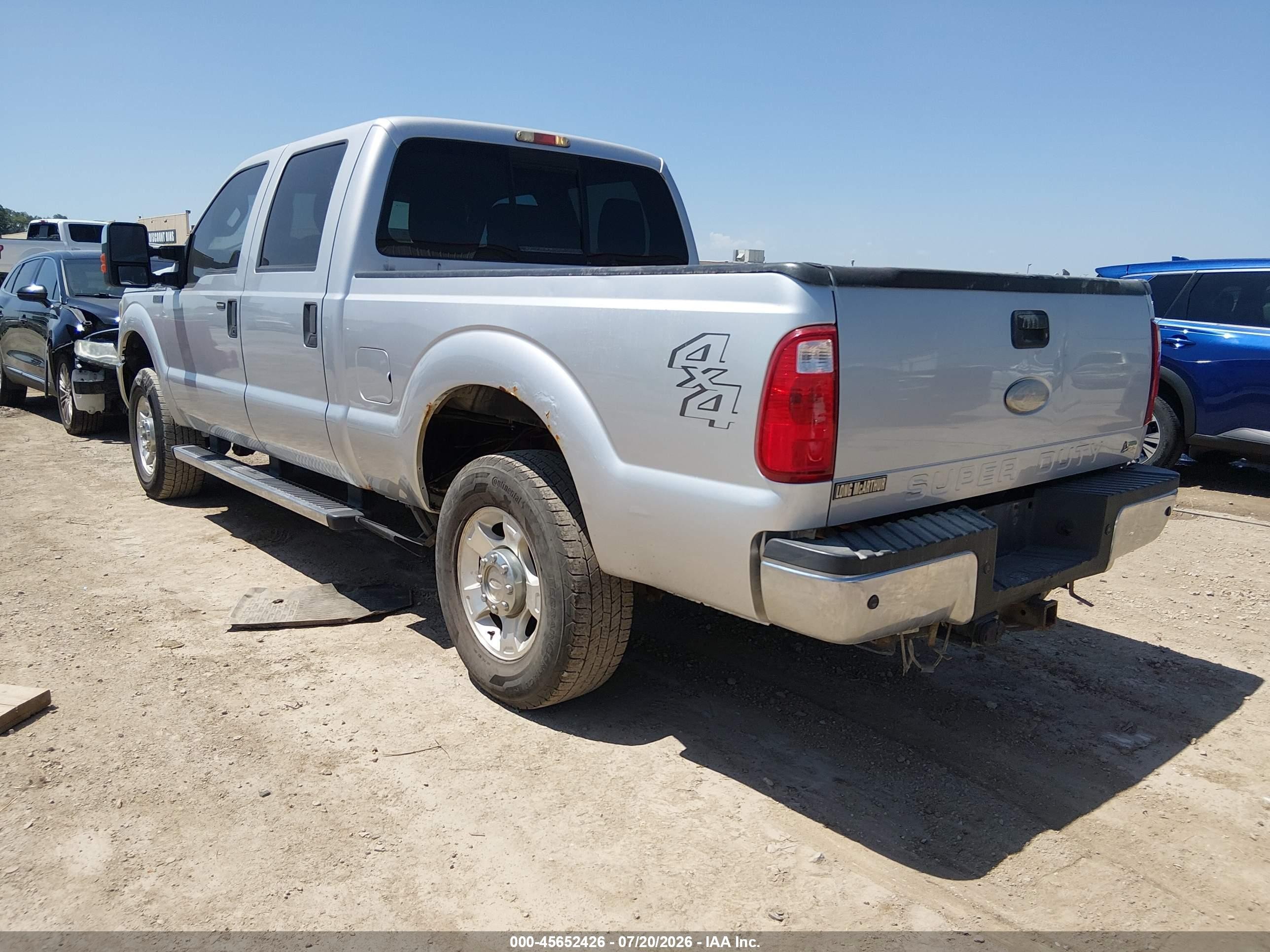 2011 Ford Super Duty F-250 Srw Xlt Серебряный vin: 1FT7W2B65BEC84922